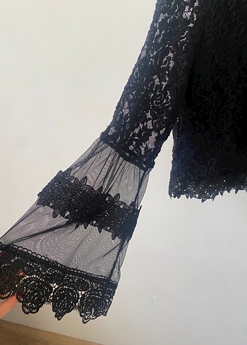 Dantel Detaylı Siyah Uzun Kollu Bluz - Görsel 3