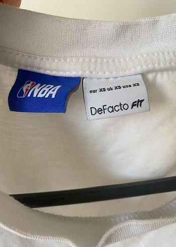 Defacto marka NBA crop tshirt - Görsel 2