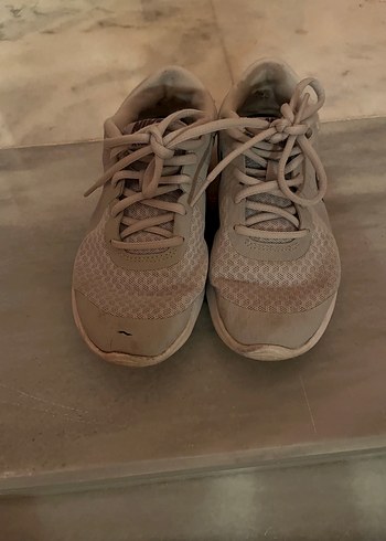 Nike Gri Nike Bağcıklı Spor Ayakkabı