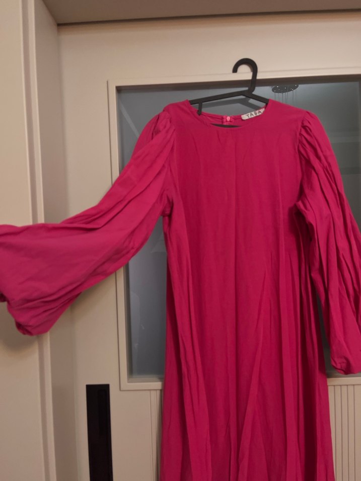 Pembe balon kol hem günlük hem özel gün elbisesi - Görsel 3