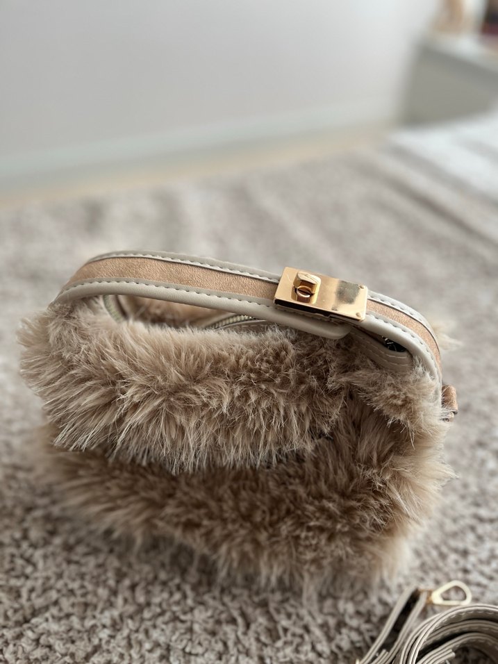 Kürklü Bej Kadın Çanta - Görsel 2