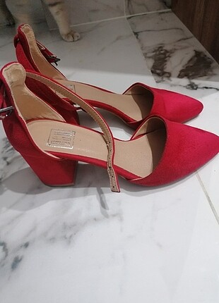 Zara Kırmızı topuklu ayakkabı 