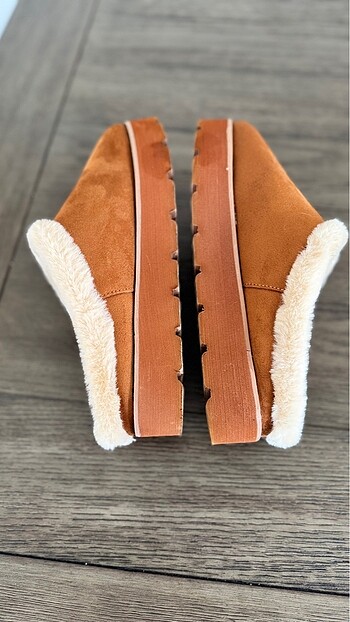 38 Beden camel Renk Ugg muadili terlik
