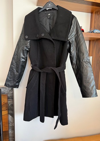 H&M Siyah Kaban