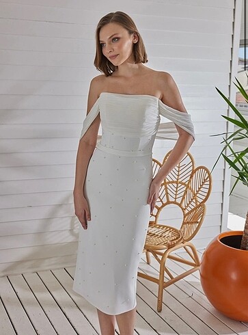 s Beden Ns Sposa marka incili nişan elbisesi