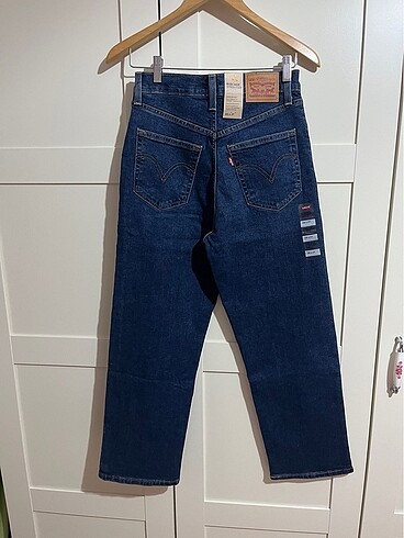 28 Beden lacivert Renk Levi?s Ribcage Kot Pantolon