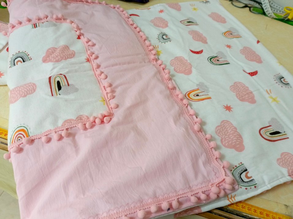 Pembe Nakışlı Çocuk Battaniyesi - Görsel 2