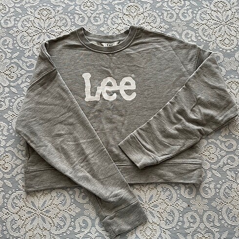 Lee sweatshirt
