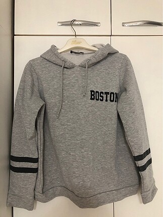 Kapüşonlu sweatshirt