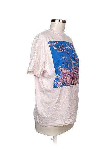H&M H&M T-shirt %70 İndirimli.