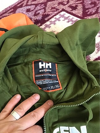H&M Polar