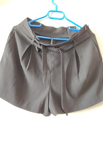 Kadın Siyah Kemerli Mini Şort - Görsel 2