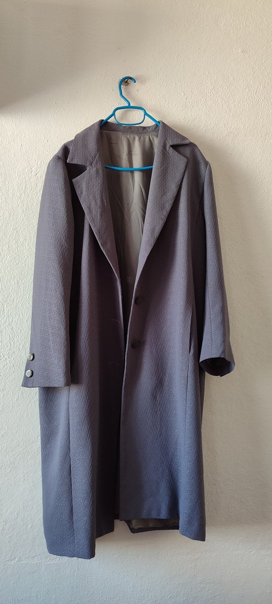 Düğmeli Uzun Gri Kadın Kaban - Görsel 3