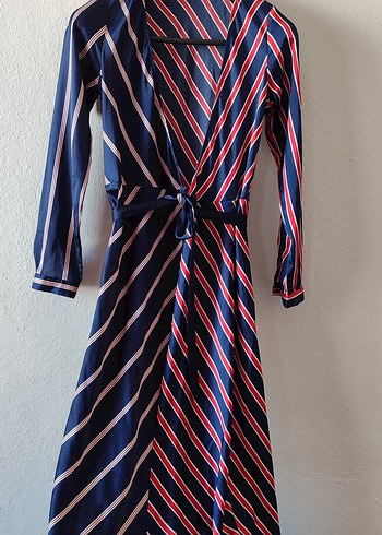 Çizgili V Yaka Uzun Kadın Elbise - Görsel 3