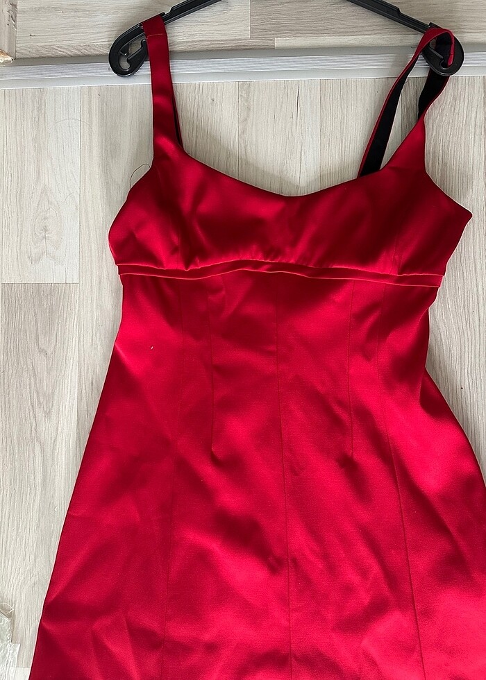 Zara kırmızı elbise - Görsel 3
