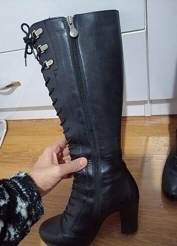 Venüs Bağcıklı uzun çizme
