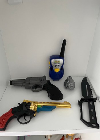 Renkli Oyuncak Tabanca Seti ve Aksesuarları