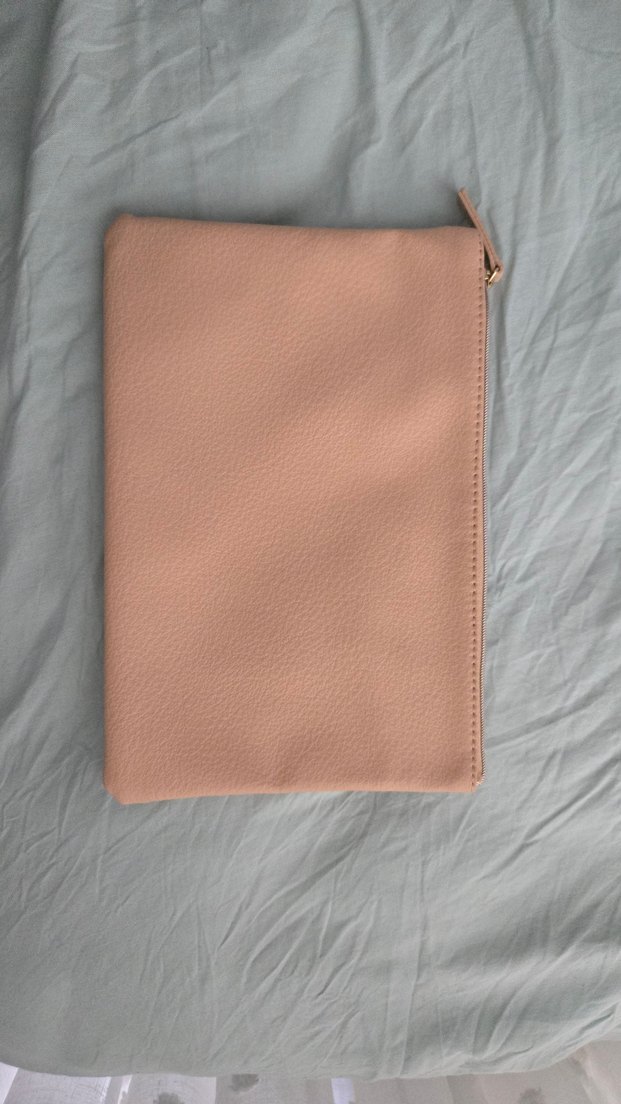 Boss makyaj çantası - Görsel 2