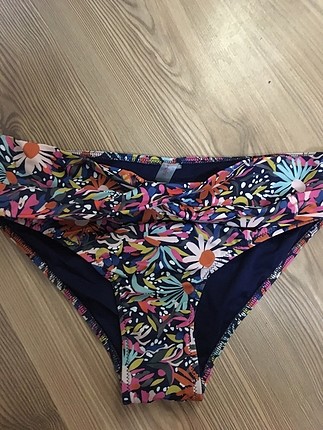 42 Beden Penti bikini