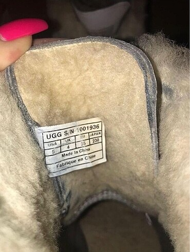 Ugg UGG Bot