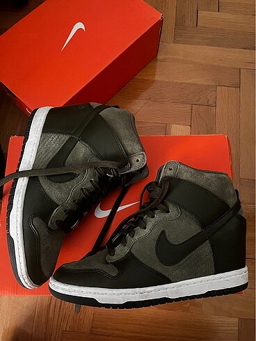 Nike Topuklu Ayakkabı