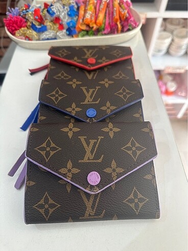 Louis Vuitton Kadın cüzdan