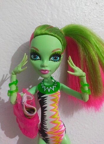  Beden Monster high özel plaj serisi venus