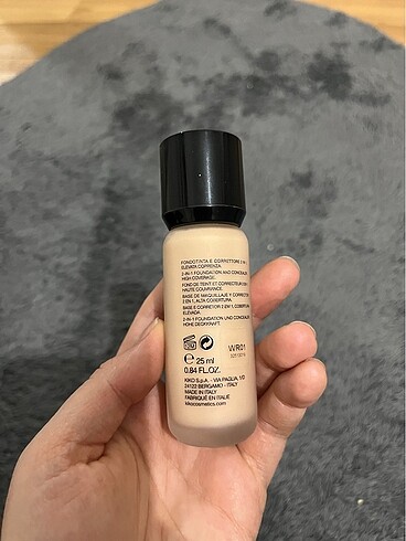  Beden Kiko concealer fondöten