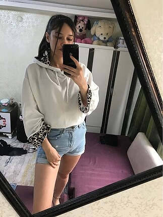 Sweat leopar