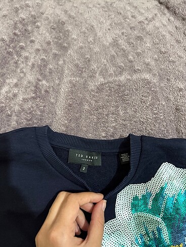 m Beden Ted baker tişört