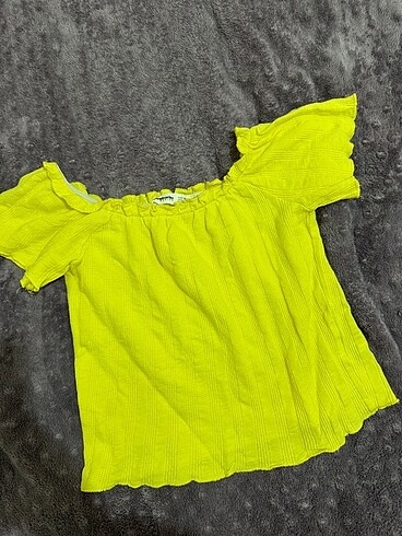 Stradivarius sarı bluz