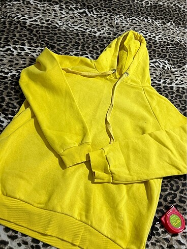 Kapüşonlu sweat