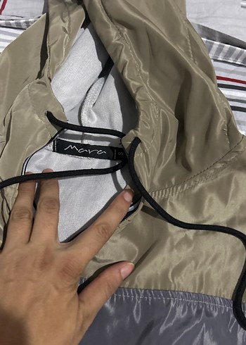 Gri Kapüşonlu Uzun Street Wear Yağmurluk - Görsel 2