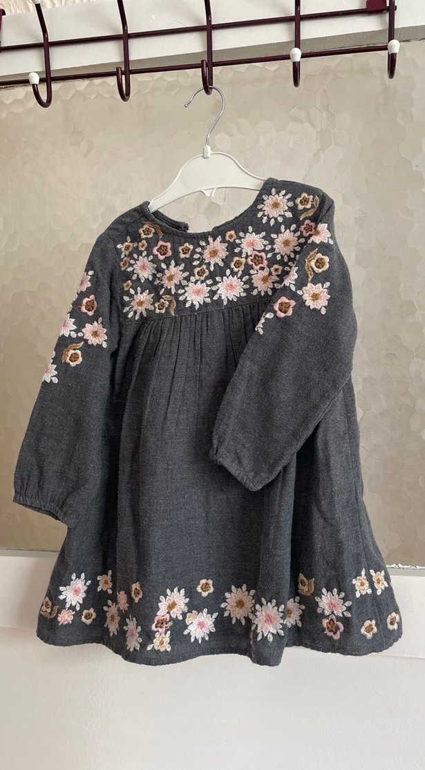 Çocuklar İçin Desenli kışlık elbiseler 3/4 yaş - Görsel 2