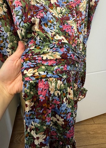 Çiçek Desenli zara  Elbise - Görsel 2