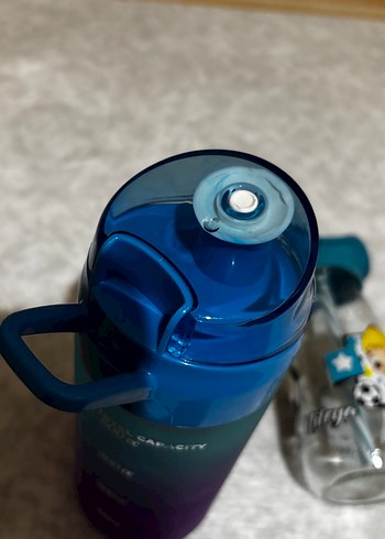 Çocuklar için Mavi Termos Şişe ve Pipetli Suluk - Görsel 4