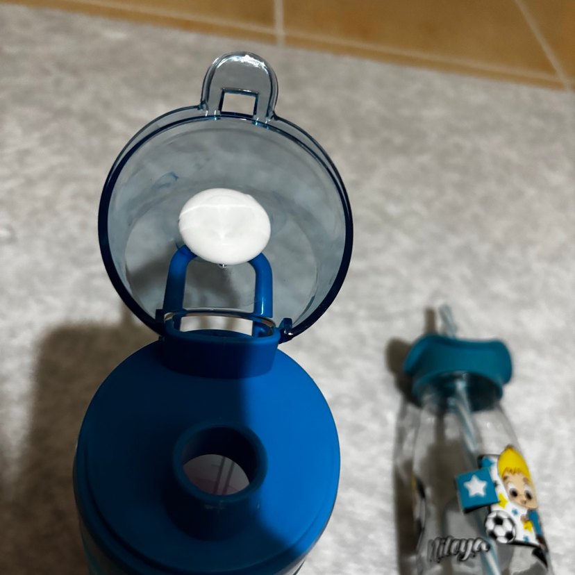 Çocuklar için Mavi Termos Şişe ve Pipetli Suluk - Görsel 3