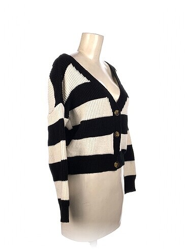 Diğer PreLoved Hırka %70 İndirimli.