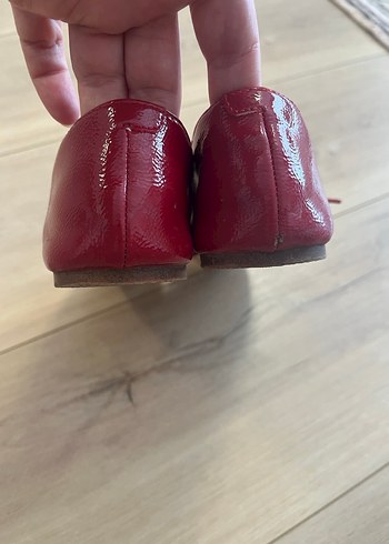 Zara kız çocuk rugan babet - Görsel 3