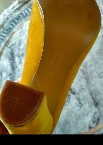 40 Beden Sarı Süet Topuklu Kadın Stiletto