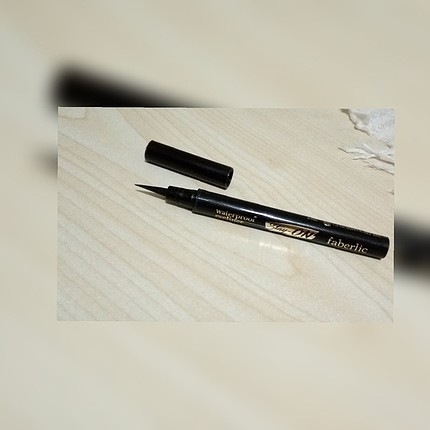 ince uclu eyeliner
