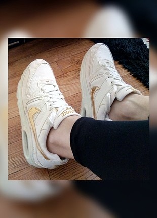 Spor ayakkabi