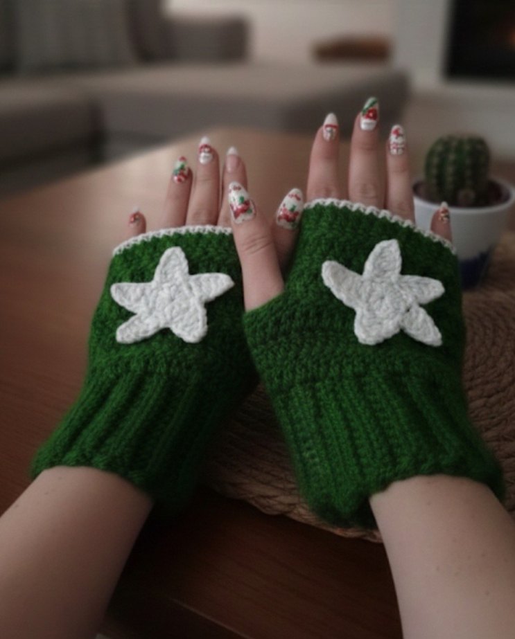 Yeşil Örgü Kadın Eldiveni - Görsel 2