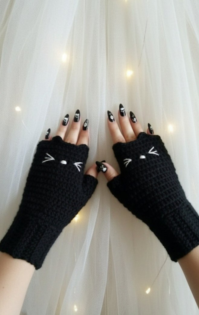 Siyah Örgü Yarım Parmak Kadın Eldiven - Görsel 2