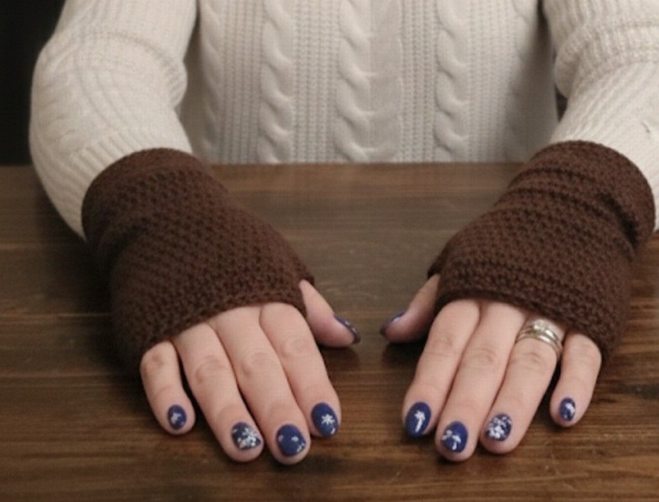 Kahverengi Örgü Bohem Kadın Eldiveni - Görsel 2