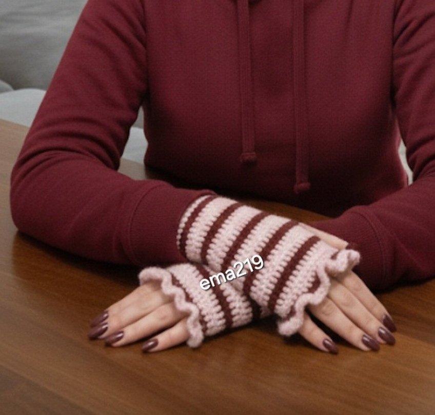 Bordo Çizgili Örgü Kadın Eldiven - Görsel 2