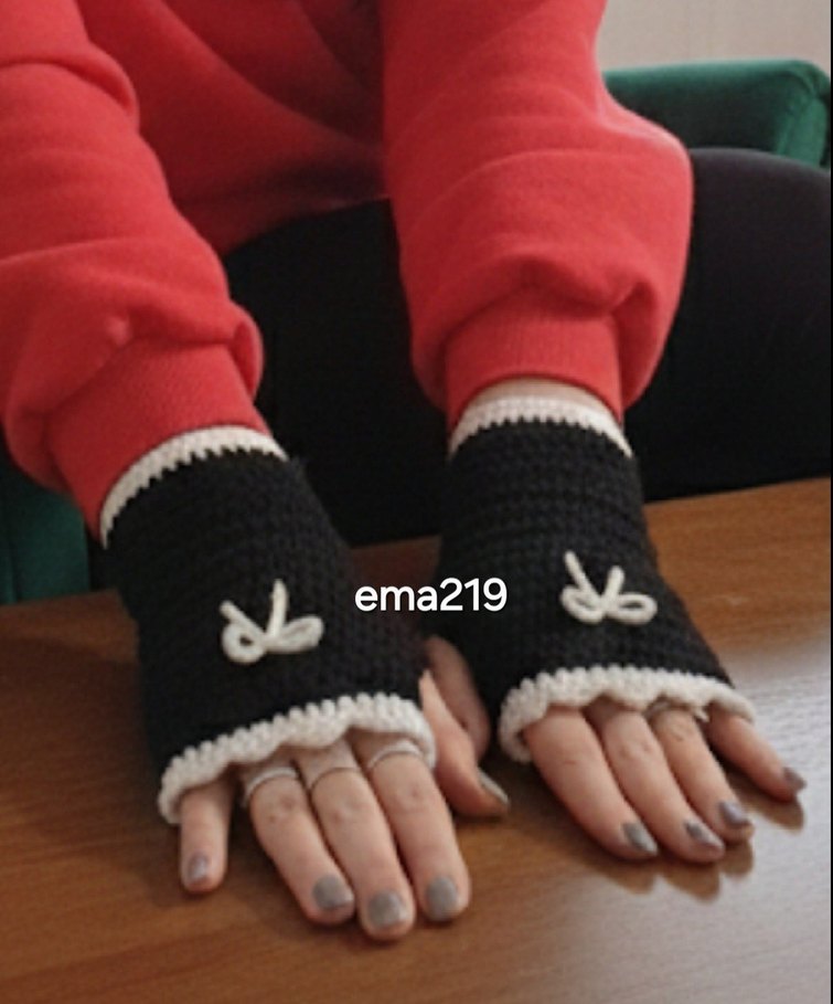 Siyah Örgü Kadın Eldiven - Görsel 2