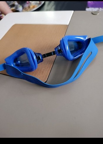 Decathlon Mavi Ayarlanabilir Yüzücü Gözlüğü