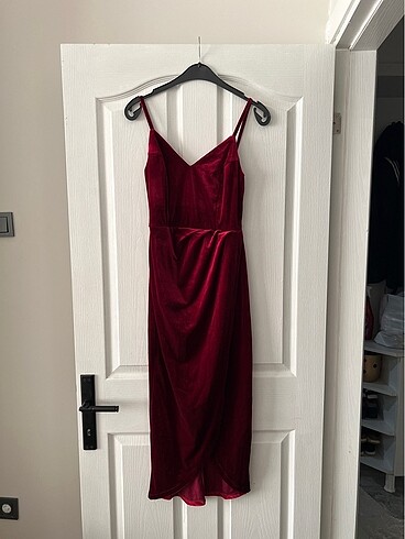 BORDO KADİFE ELBİSE