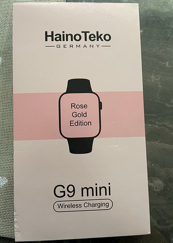 Swatch Altın Renkli Akıllı Saat ve Pembe Kayış Seti